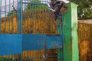 टनकपुर: स्पोर्ट्स स्टेडियम के गेट पर लटका मिला शव