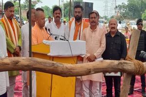 बाढ़ पीड़ितों का दर्द जानने लखीमपुर पहुंचे मुख्यमंत्री योगी आदित्यनाथ, जानिये क्या कहा