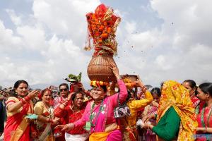 टनकपुर: कुमाऊं और नेपाल में परंपरागत ढंग से मनाया जाता है कथा और मान्यताओं से भरा गौरा पर्व