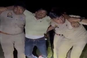 अंबेडकरनगर: पुलिस मुठभेड़ में दुष्कर्म का आरोपी गिरफ्तार, पैर में लगी गोली