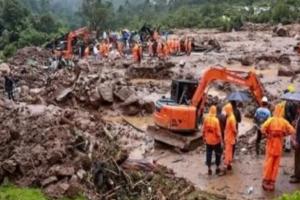 केरल भूस्खलन : लापता लोगों की सूची जल्द होगी जारी, विद्यालयों में कक्षाएं होंगी शुरू 