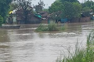 लखीमपुर खीरी: मोहाना नदी उफान पर, एसएसबी समेत कई गांवों में भरने लगा पानी