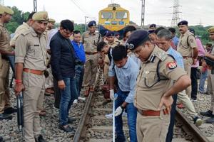 Sabarmati Express Derail: साबरमती 10 मीटर और घिसटती तो पलट जाती...हो सकता था बड़ा हादसा