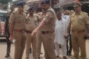 Etawah Murder: रेलवे स्टेशन के पास दिनदहाड़े युवक की गला रेतकर नृशंस हत्या...पुलिस आरोपी से कर रही पूछताछ