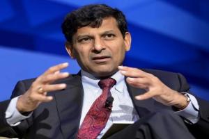 Raghuram Rajan: पूर्व आरबीआई गवर्नर बोले- 7 प्रतिशत की वृद्धि के साथ पर्याप्त रोजगार का सृजन नहीं कर रहा भारत