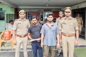 कानपुर में पुलिस पर बम से हमला करने वाले दो आरोपी गिरफ्तार: 149 बम, तमंचा और कारतूस बरामद