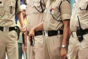 शराब के मामले में छापेमारी करने गई पुलिस दल पर हमला, दारोगा समेत कई पुलिसकर्मी घायल