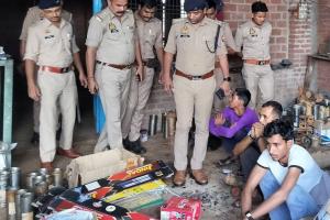 Kannauj News: नकली सबमर्सिबल पंप फैक्ट्री का भंडाफोड़...पुलिस ने चार आरोपियों को किया गिरफ्तार, ये माल हुआ बरामद