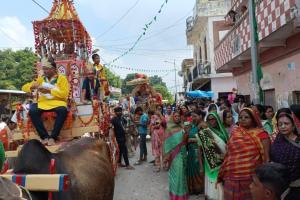 क्षमावाणी पर्व पर निकली शोभा यात्रा रहीं आर्कषण का केंद्र : पंजाबी बैंड ने छोड़ी अलग छाप