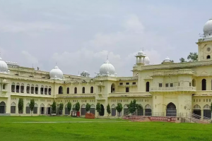 Lucknow University: मिडटर्म सेमेस्टर परीक्षा में विद्यार्थी बनाएंगे रील्स और वीडियो, व्यावहारिक परीक्षा पर दिया जाएगा जोर