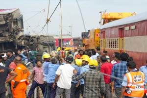 Tamil Nadu train accident: दुर्घटनाग्रस्त एक्सप्रेस ट्रेन के यात्री Special train से दरभंगा रवाना, रेलवे ने दिए जांच के आदेश 