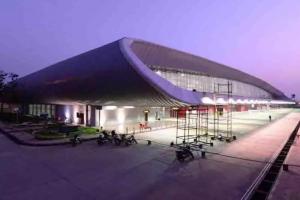 Vadodara Airport: गुजरात के वडोदरा हवाई अड्डे को मिली बम से उड़ाने की धमकी