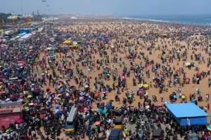 Chennai Air Show: एयर शो की भीड़ में पांच लोगों की मौत का आरोप, आधिकारिक पुष्टि नहीं 