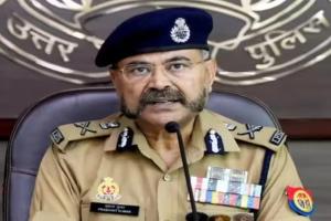 UP: त्योहारों को लेकर DGP हुए सख्त, पुलिसकर्मियों को जारी किये दिशा-निर्देश, कहा- एंटी रोमियो स्क्वाड भी बाजारों में रखा जाए सक्रिय