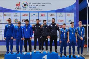  ISSF Junior World Championships : भारत ने पुरुषों की 50 मीटर पिस्टल टीम स्पर्धा में जीता स्वर्ण पदक