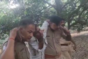 उन्नाव में गोतस्कर की पुलिस से मुठभेड़...गिरफ्तार: फायर झोंककर भागने लगा, तमंचा, कारतूस व छुरी बरामद