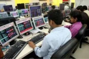 Stock Market: शेयर बाजार ने मारी पलटी, शुरुआती कारोबार में सेंसेक्स और निफ्टी में तेजी आई