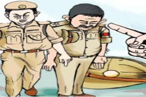 Lakhimpur Kheri: पुलिस ने खुद कराई किरकिरी, लूट का खुलासा नहीं कर पाई तो निकाला ये पैंतरा