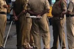 लखीमपुर खीरी: हिस्ट्रीशीटरों के घरों की कुंडी खटखटा रही पुलिस, बढ़ाई गश्त