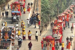 प्रयागराज: श्री पंच दशनाम आवाहन अखाड़ा ने भी धूमधाम से किया नगर प्रवेश 