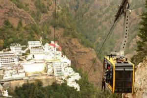 वैष्णो देवी रोपवे परियोजना के खिलाफ दूसरे दिन भी हड़ताल, श्रद्धालुओं की बढ़ी परेशानी