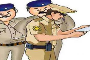 Kanpur: भूमाफिया रोशन लॉरी की पुलिस ने खोली हिस्ट्रीशीट, शातिर पर दर्ज हैं कई गंभीर मुकदमे