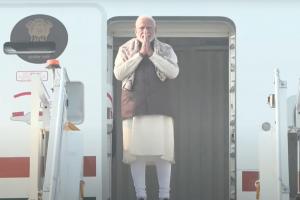 PM Modi Kuwait Visit : पीएम मोदी कुवैत की 2 दिवसीय यात्रा के लिए हुए रवाना, 43 साल बाद किसी भारतीय प्रधानमंत्री का पहला दौरा