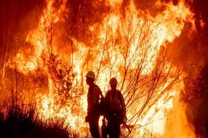 Los Angeles fire : लॉस एंजिलिस में तेज हवा चलने का पूर्वानुमान, आग का खतरा बरकरार